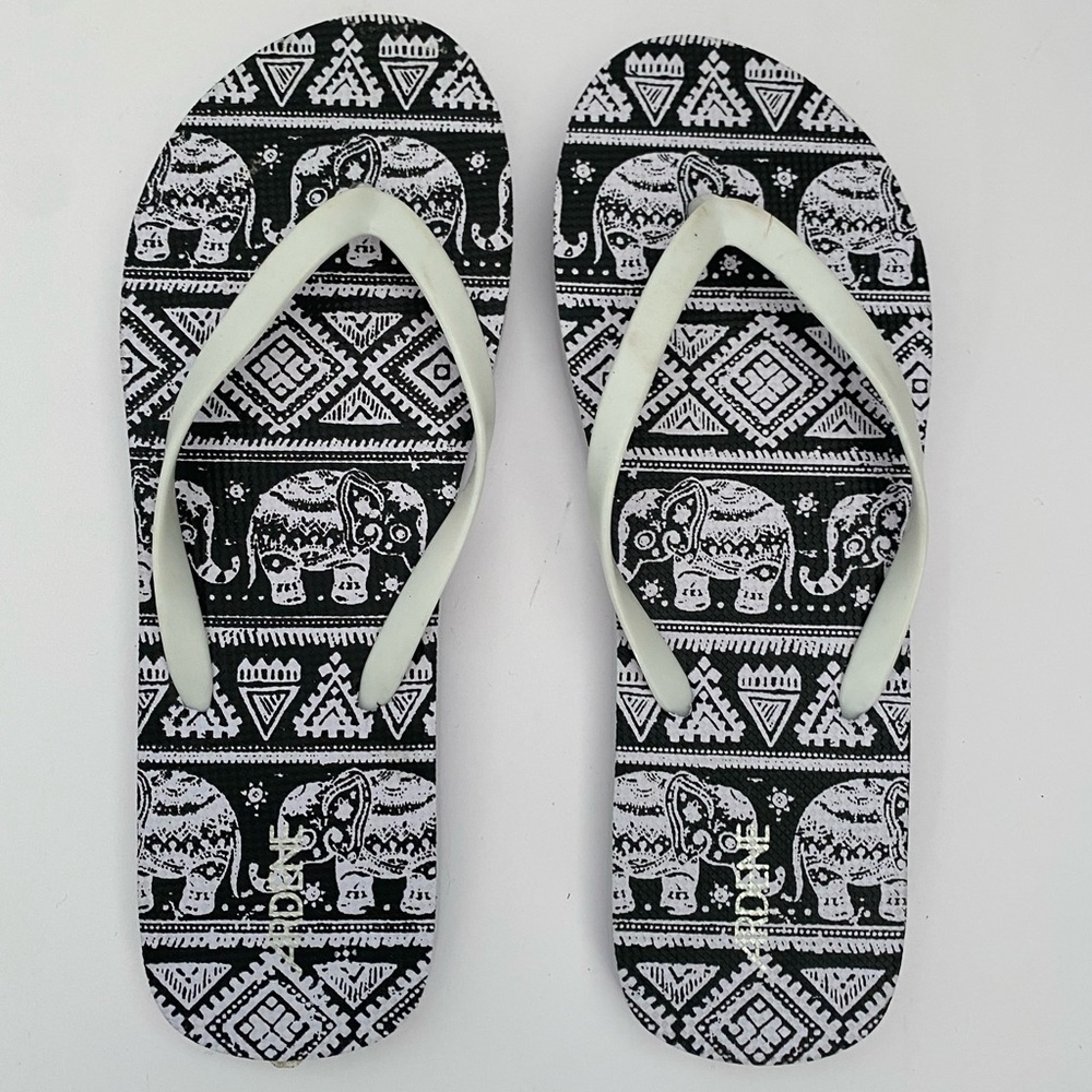 Rubber elephant flip flops